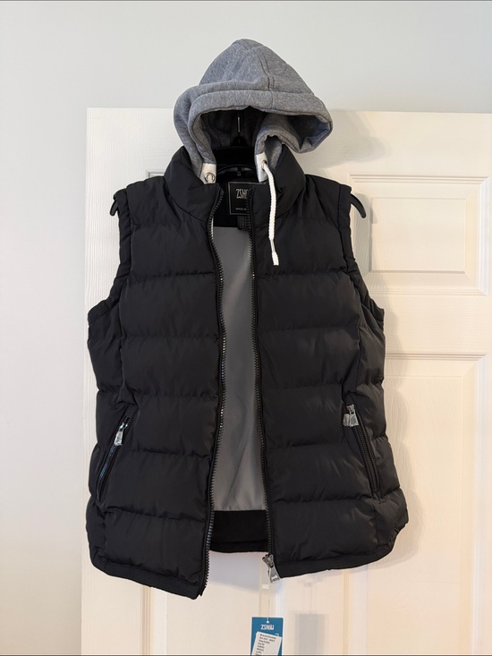 ZSHOW Jackets & Blazers - ZSHOW Black Quilted Puffer Vest with Grey Hood size S brand new length 25”